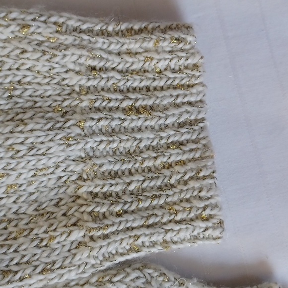 Guess Gold Metallic & Ivory Sweater w/Beaded Shoulder Epaulettes- Sz. Med - Picture 6 of 14